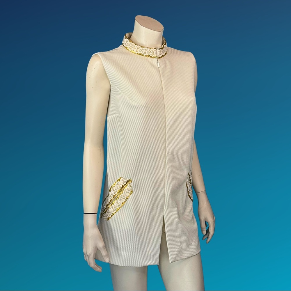 Vintage 70s Ivory and Gold Mini Tunic Dress with Nehru Collar and Pockets / M